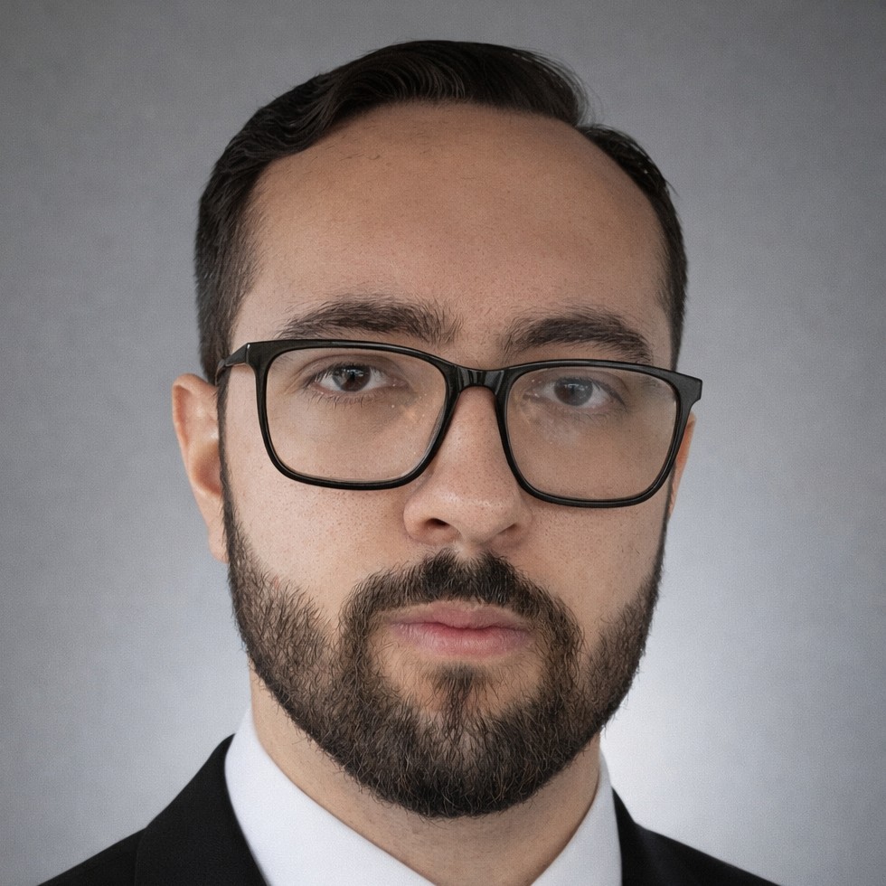 Rene Alova - Expert Pentester and Founder of Charlie Defense